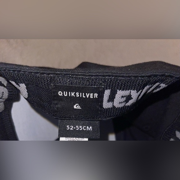Quicksilver Flexfit Camo hat(NWOT) - Picture 4 of 6